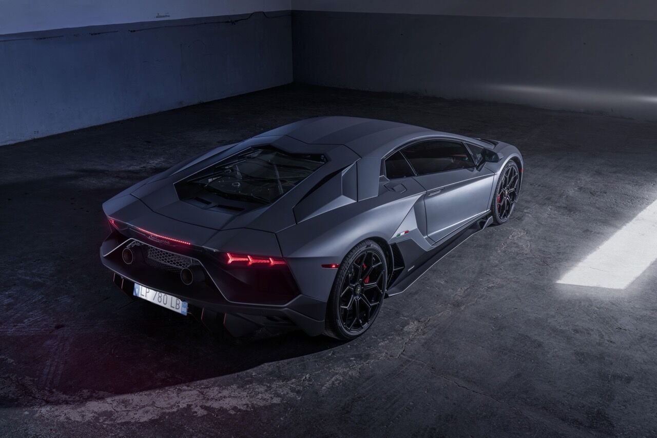 Lamborghini Aventador LP 780-4 Ultimae